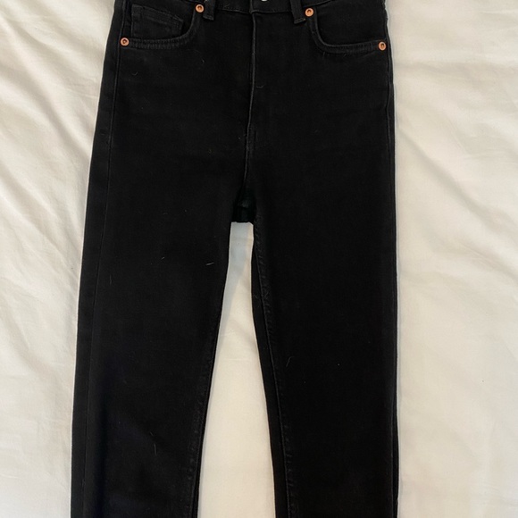 Zara- High Rise Skinny Jean - Picture 11 of 11